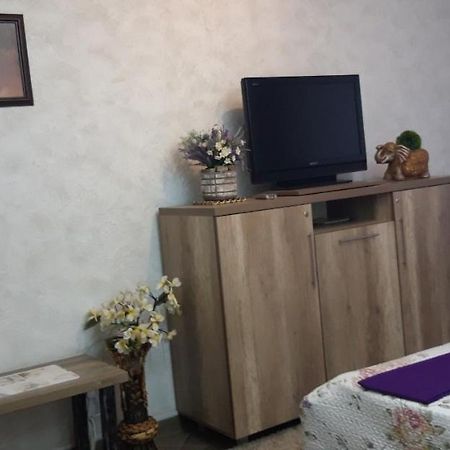 Apartment On Kamyanetskaya Street Хмельницкий Экстерьер фото