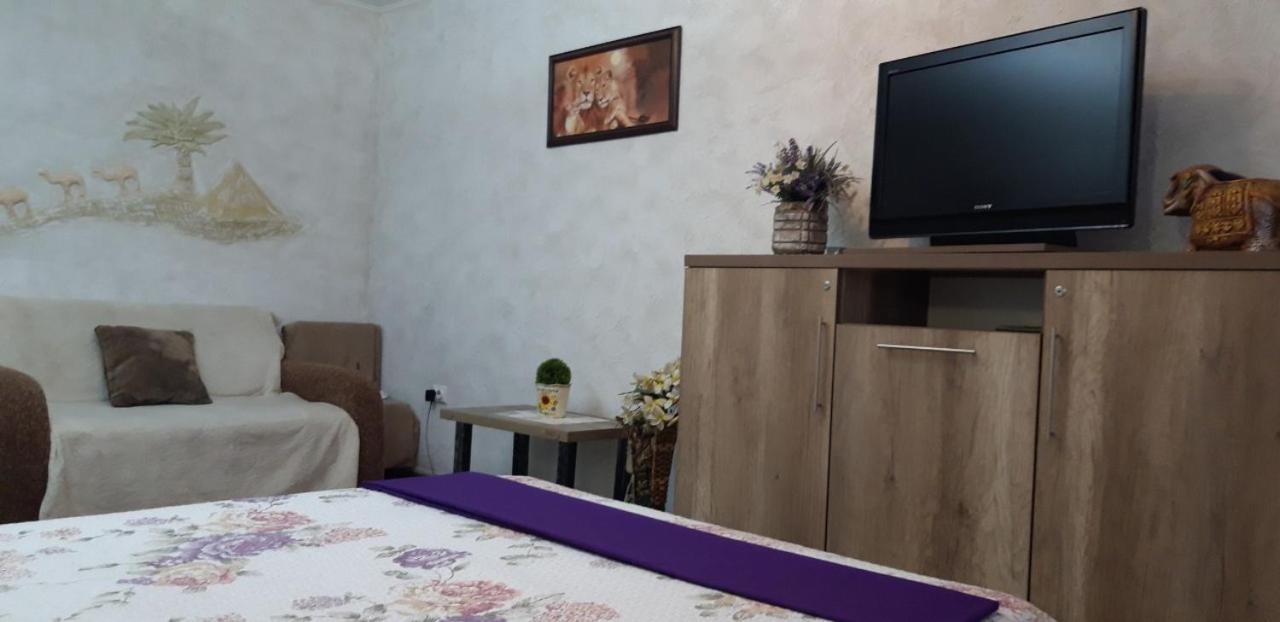 Apartment On Kamyanetskaya Street Хмельницкий Экстерьер фото